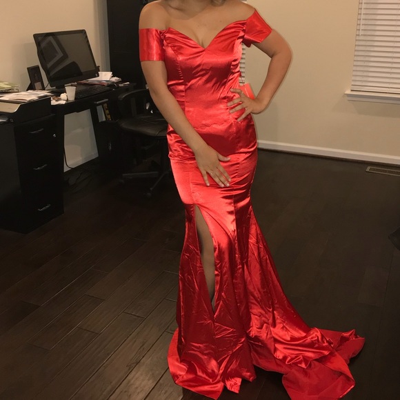 Silk red prom dress - Picture 2 of 5